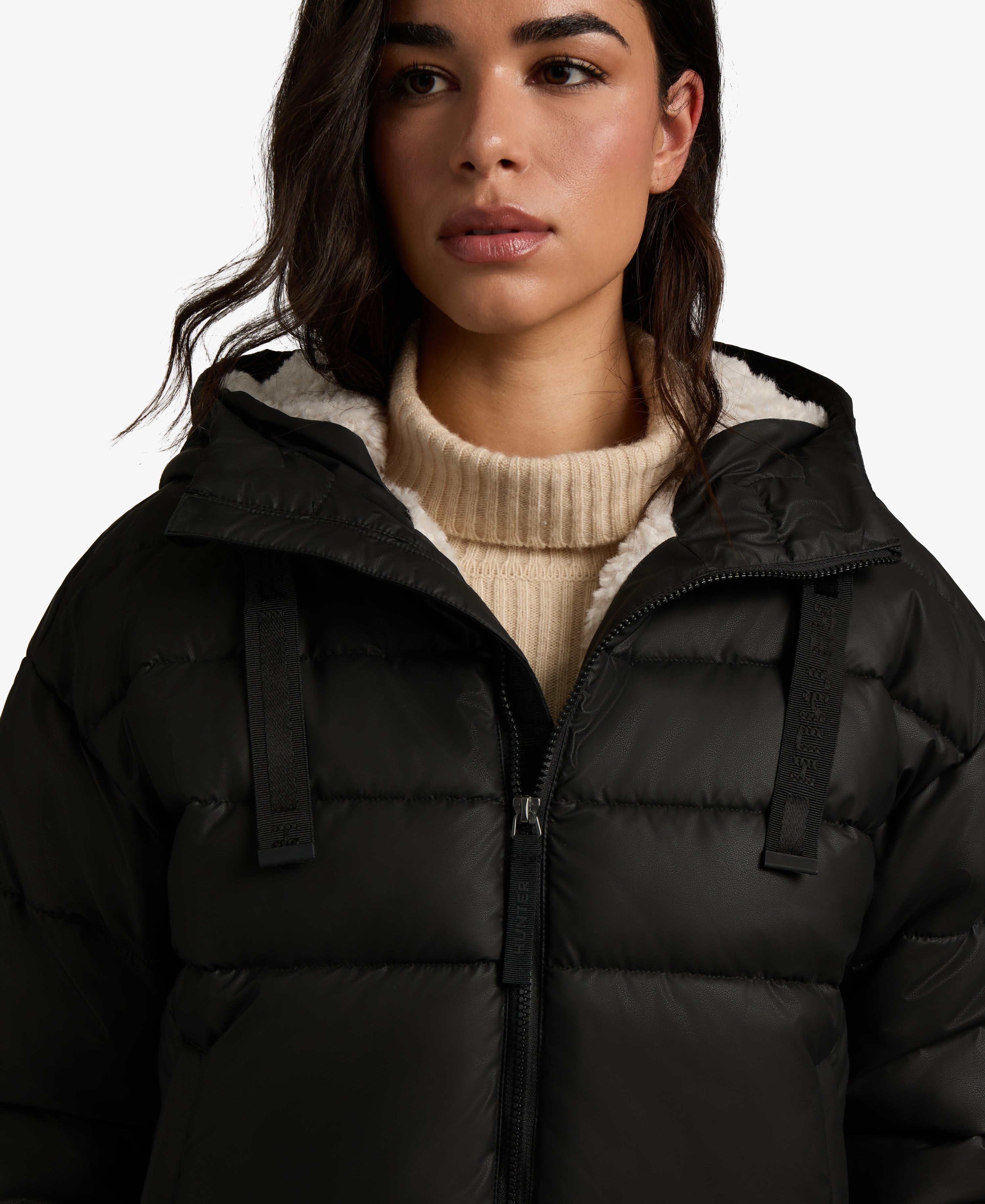 HUNTER WOMEN ADMIRAL PU COATED CROPPED PUFFER JACKET 001 BLACK